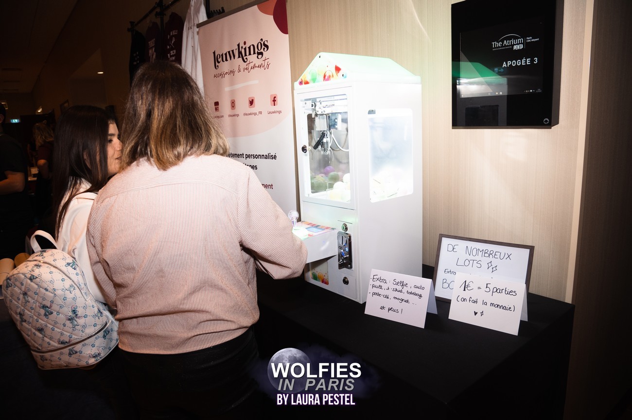 Wolfies & co