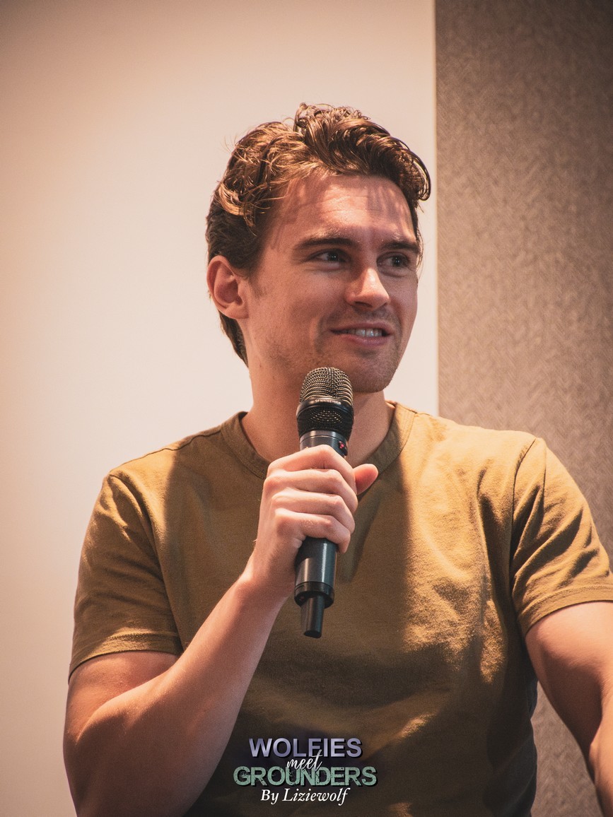 Conferences by Liziewolf