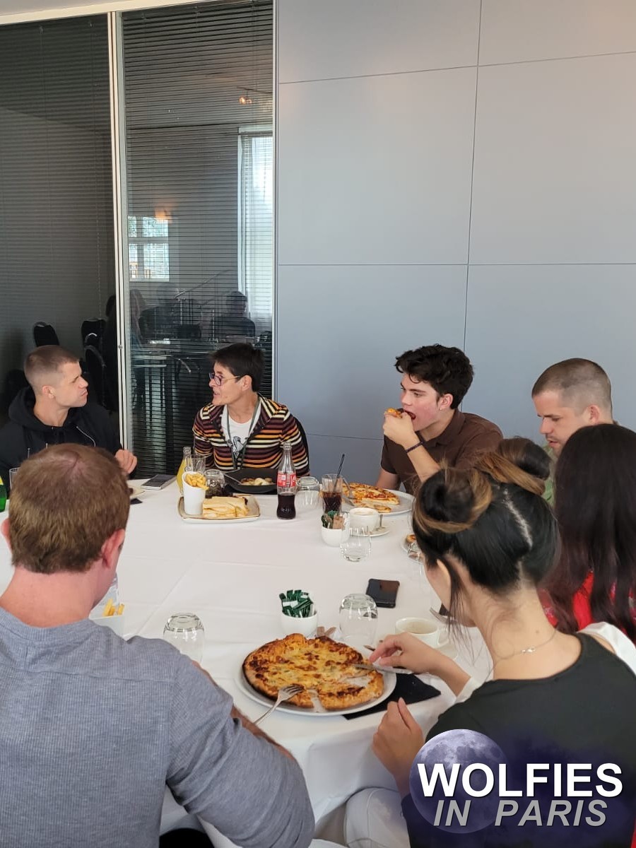Lunch wolfies 8 