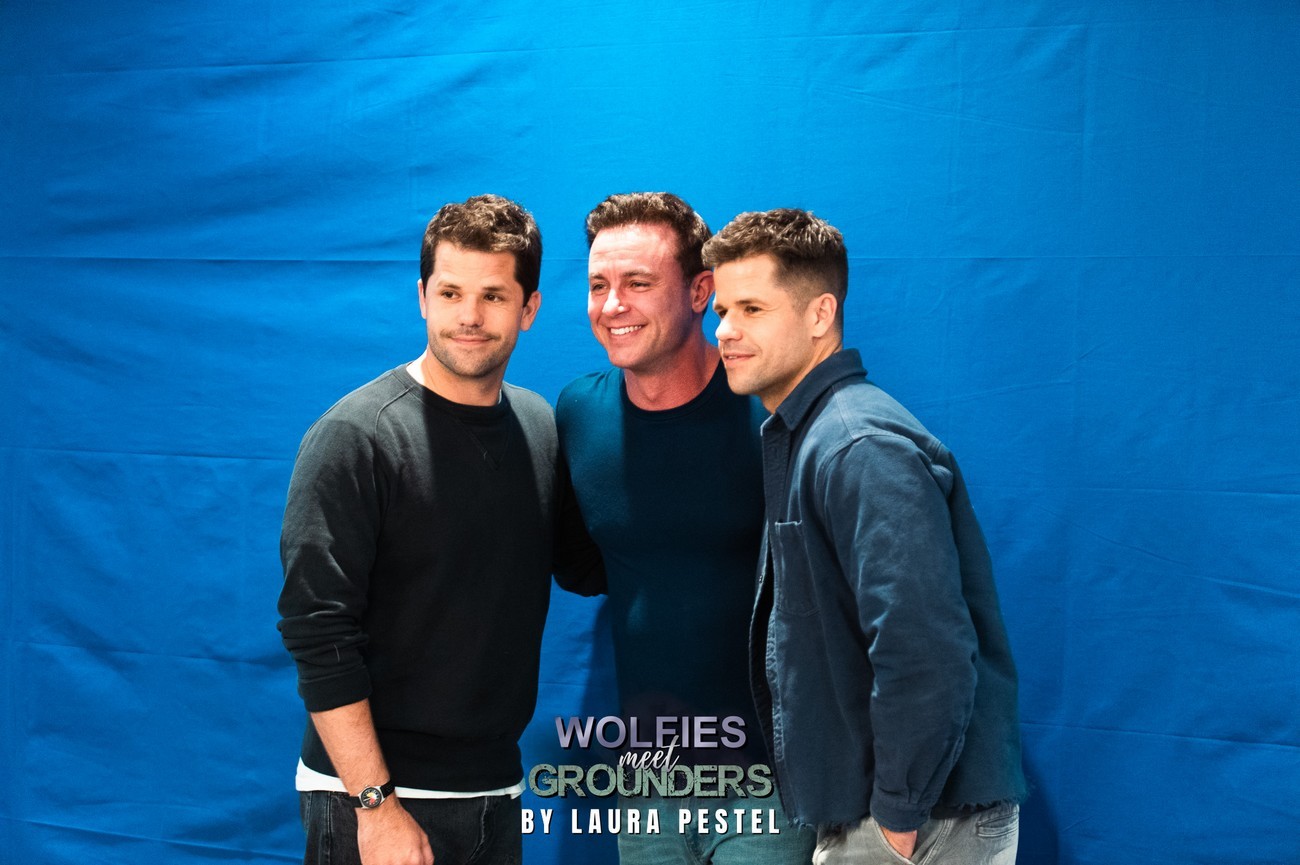 Extras by Laura Pestel