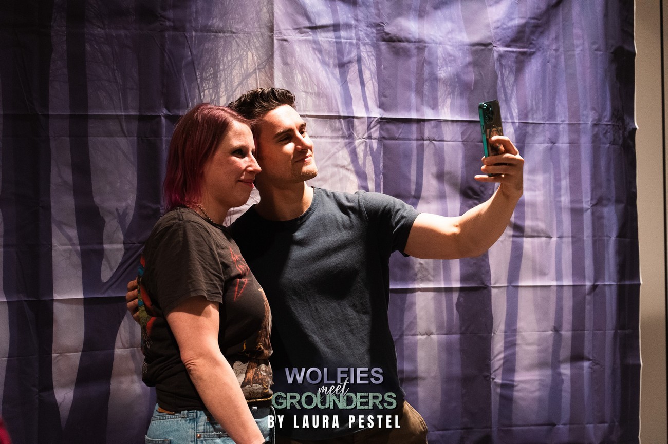 Extras by Laura Pestel