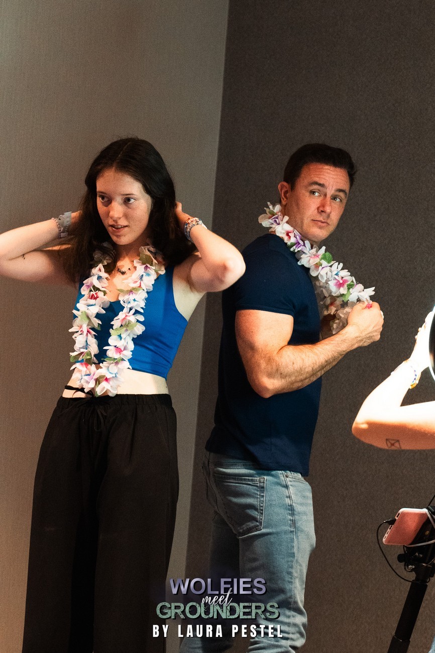 Extras by Laura Pestel