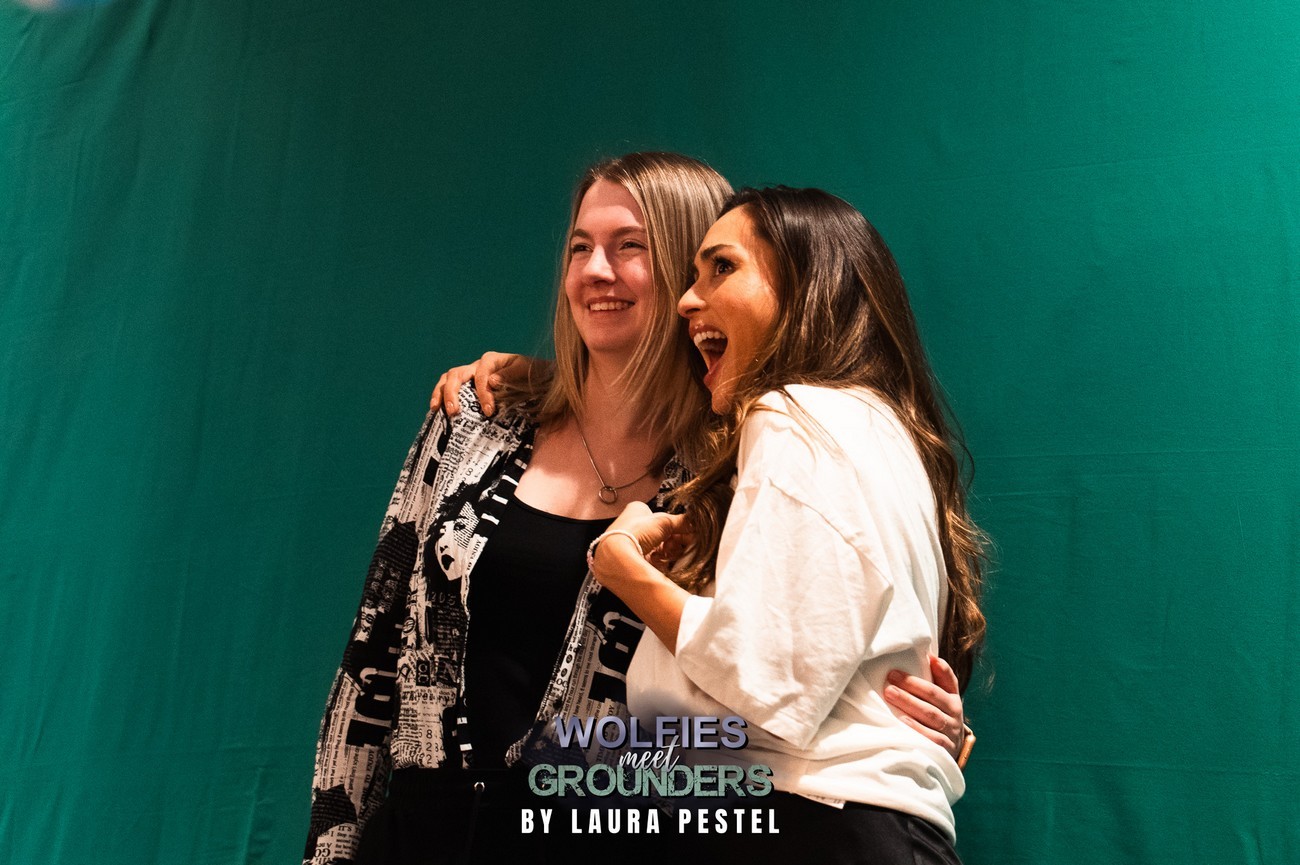 Extras by Laura Pestel