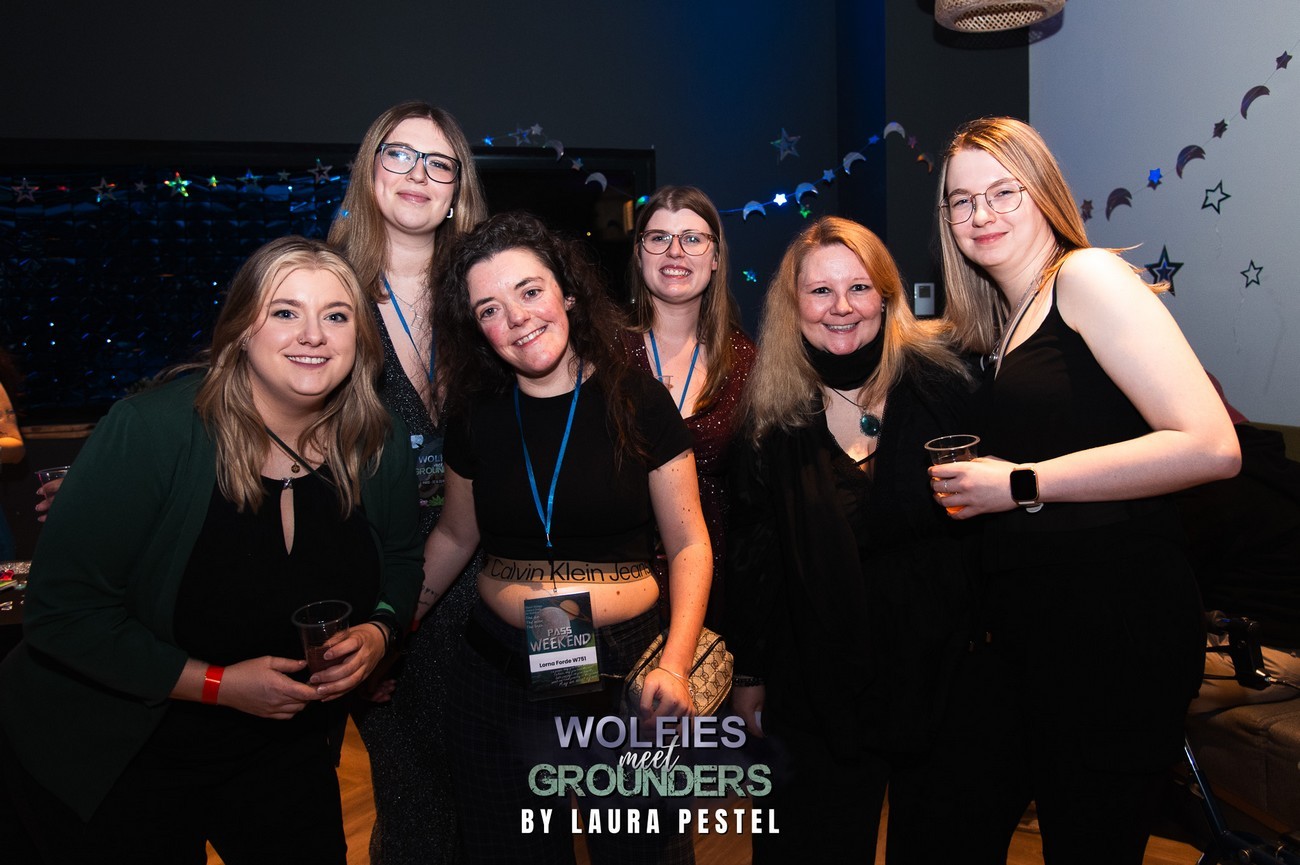 Party by Laura Pestel