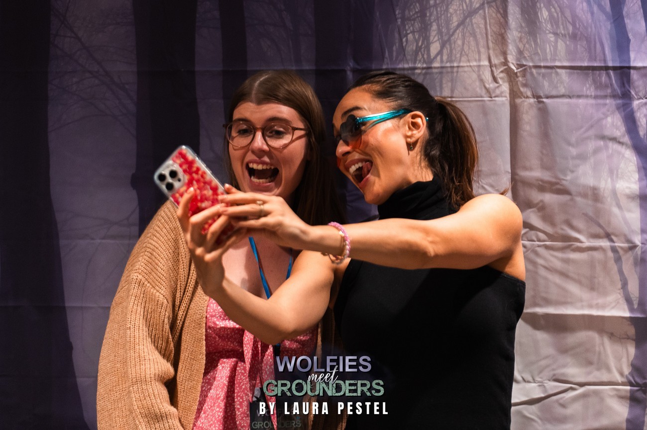 Extras by Laura Pestel