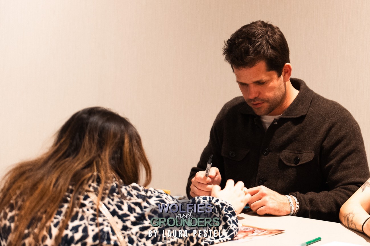 Extras by Laura Pestel