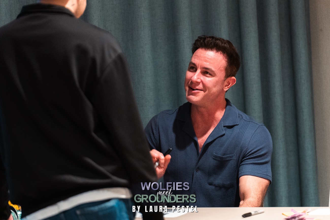 Extras by Laura Pestel