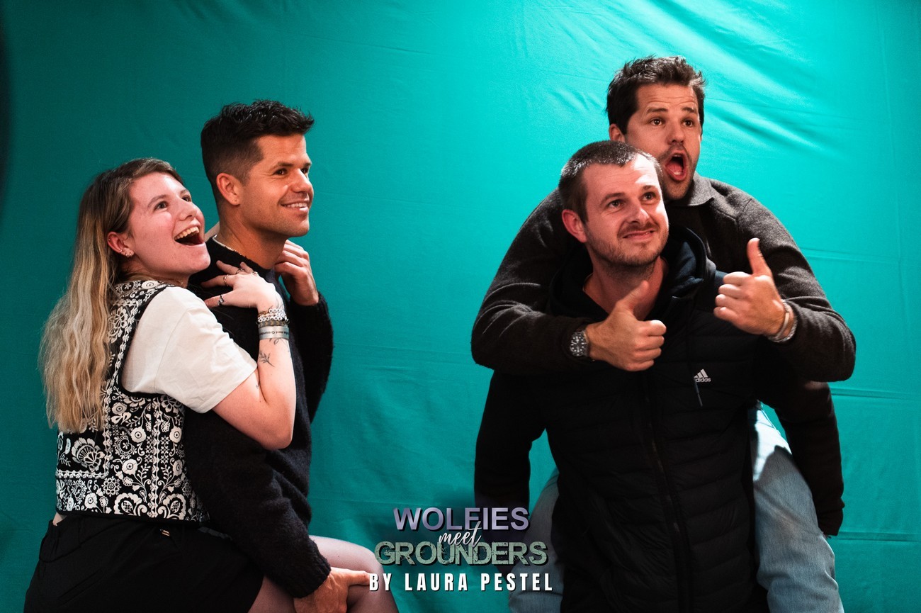 Extras by Laura Pestel