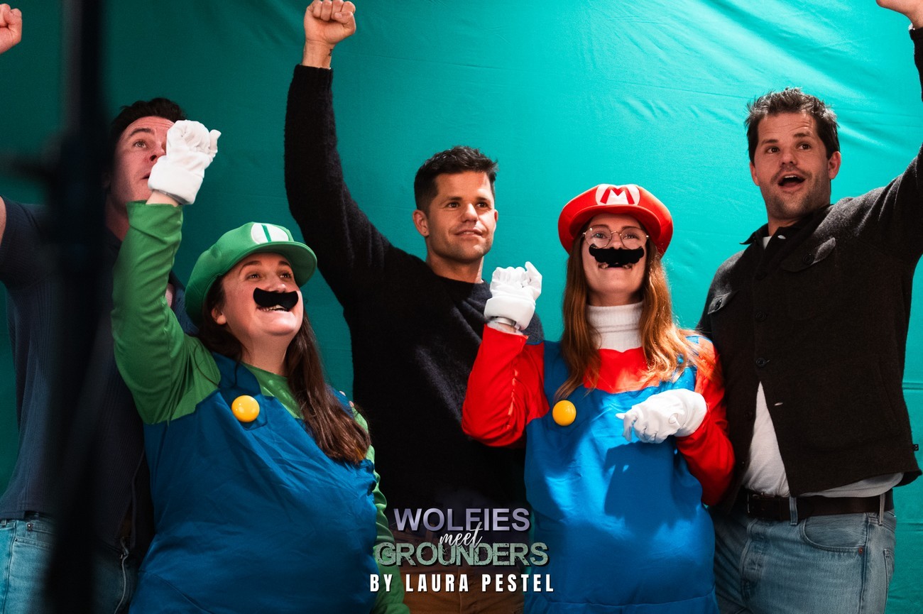 Extras by Laura Pestel